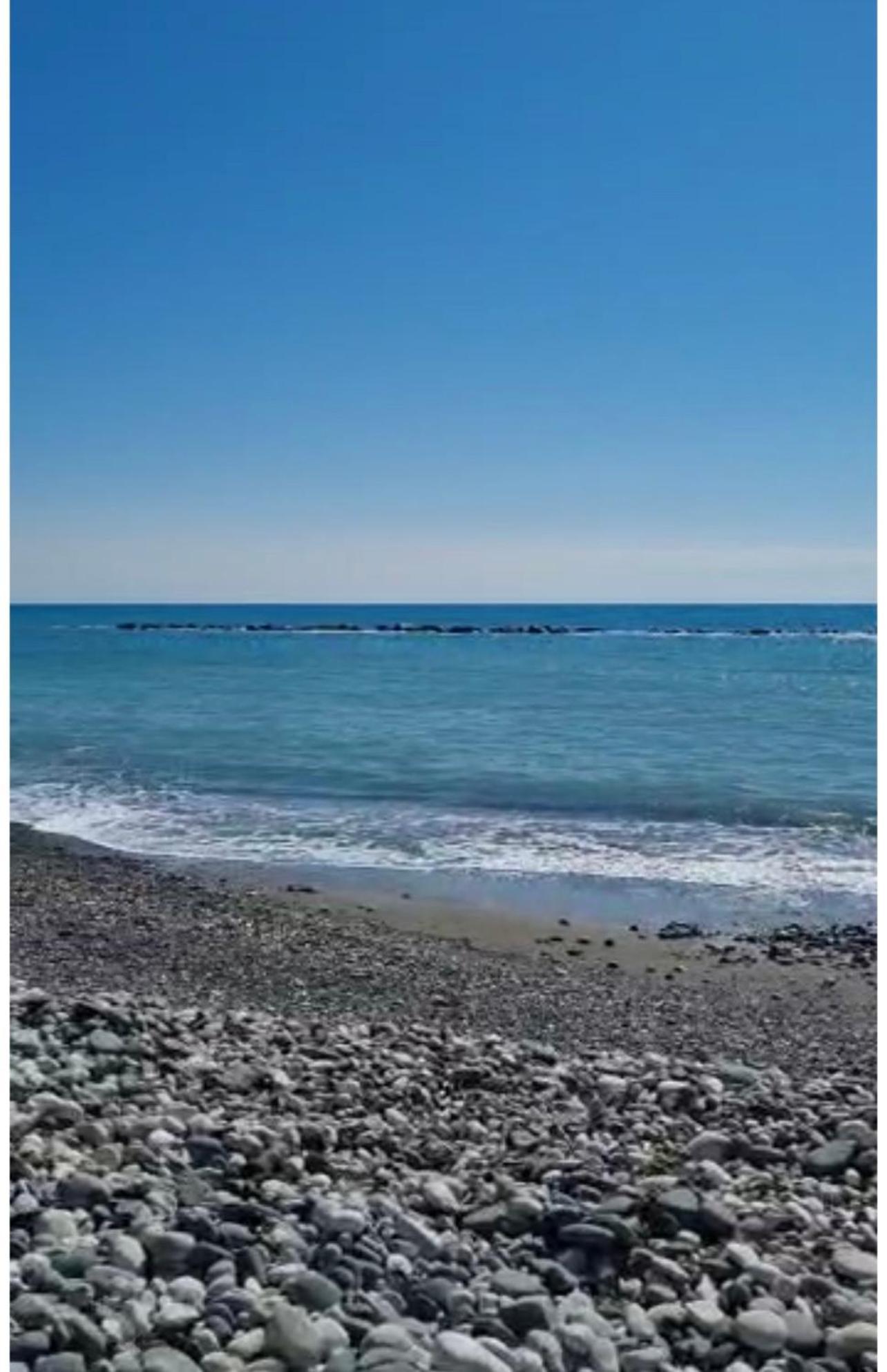 Zygi Beachfront Villa Екстериор снимка