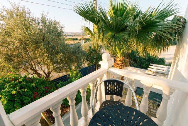 Zygi Beachfront Villa Екстериор снимка